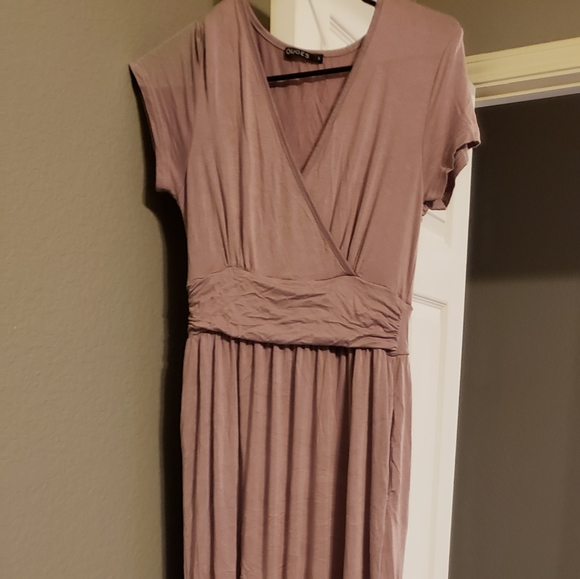 Maternity clothes and fetal dopler - Picture 2 of 10